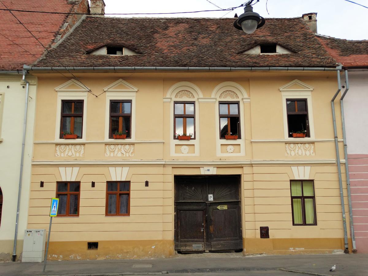 Classic Home Hermannstadt Exterior foto